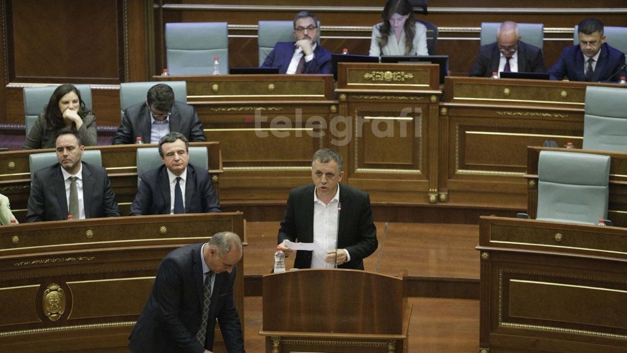 Feride Rushiti merr vetëm 63 vota, seanca për presidentin vazhdon nesër