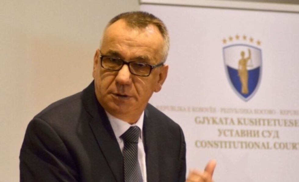 Hasani: Është puç, s’ka procedurë pa 80 deputetë të pranishëm