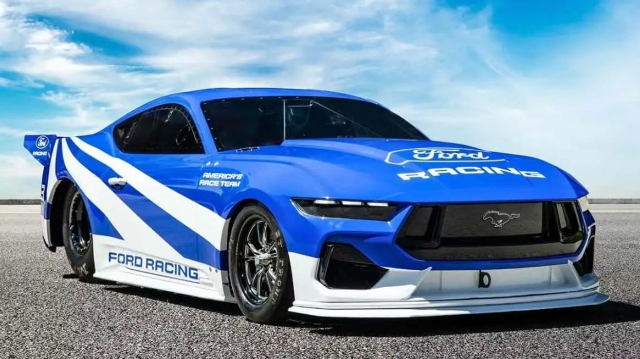 Ky Ford Mustang Dragster thuhet se është bërë automjeti elektrik më i shpejtë në botë Ky Ford Mustang Dragster thuhet se është bërë automjeti elektrik më i shpejtë në botë