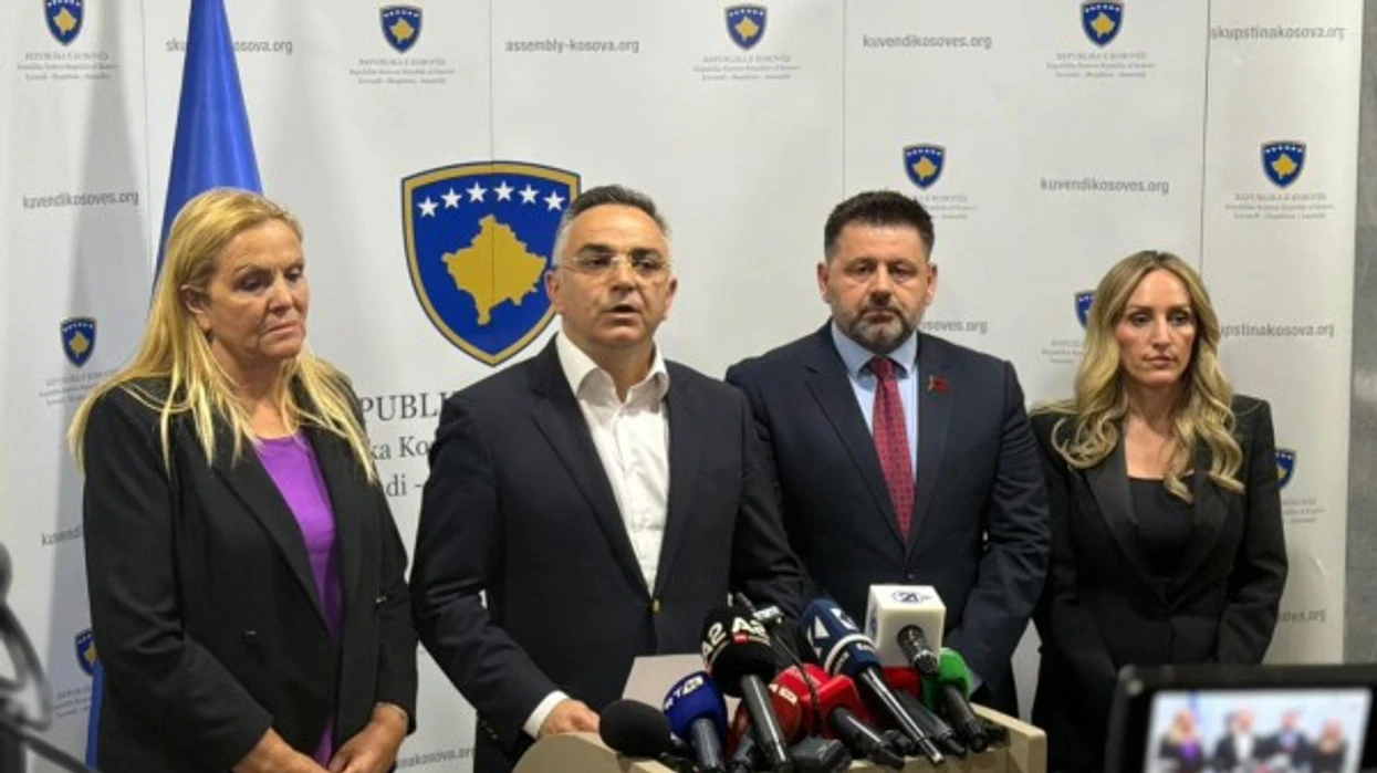 AAK akuzon Kurtin se po bart fajin për zgjedhje të reja: Kemi pasur kandidat serioz për president