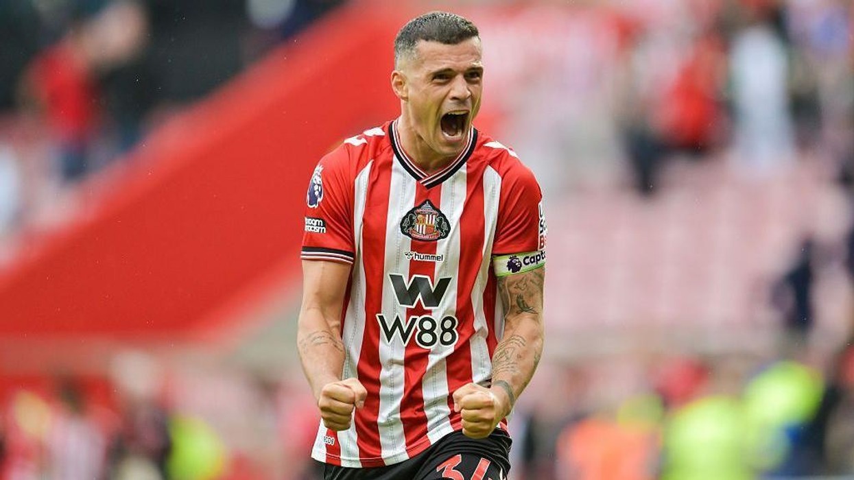 Gjiganti turk e do Granit Xhakën