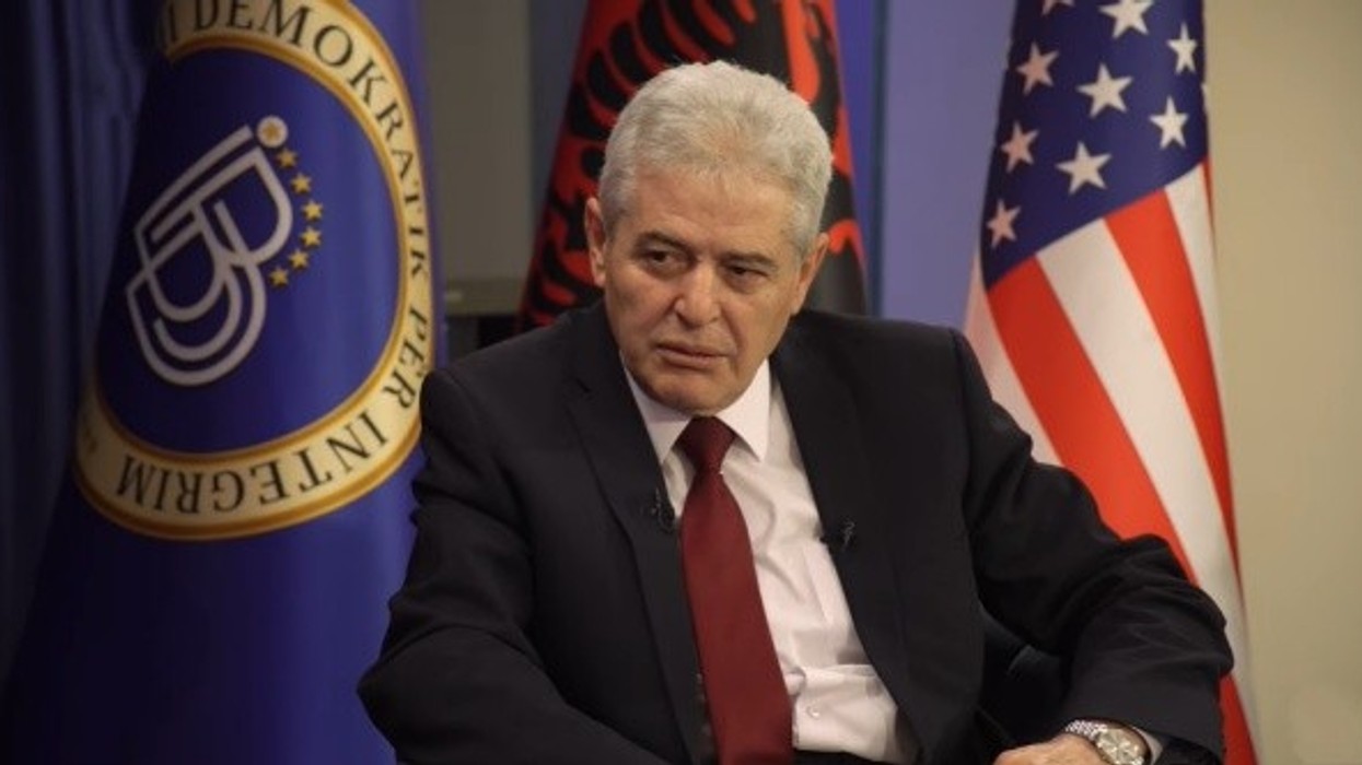 Ahmeti: Deklaratat e Kurtit për gjuhën shqipe u përdorën nga antishqiptarët, më gërryente në shpirt