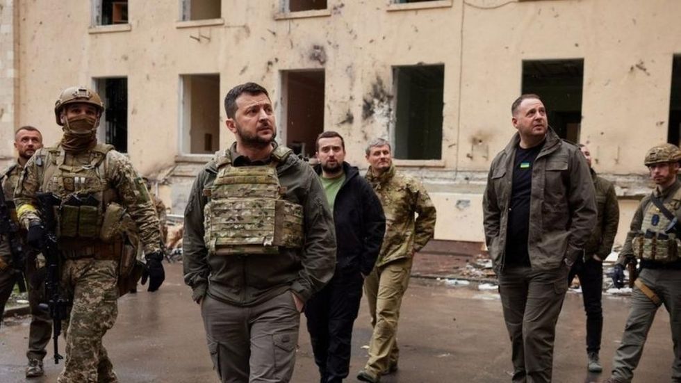 Zelensky njofton reforma në ushtrinë e Ukrainës
