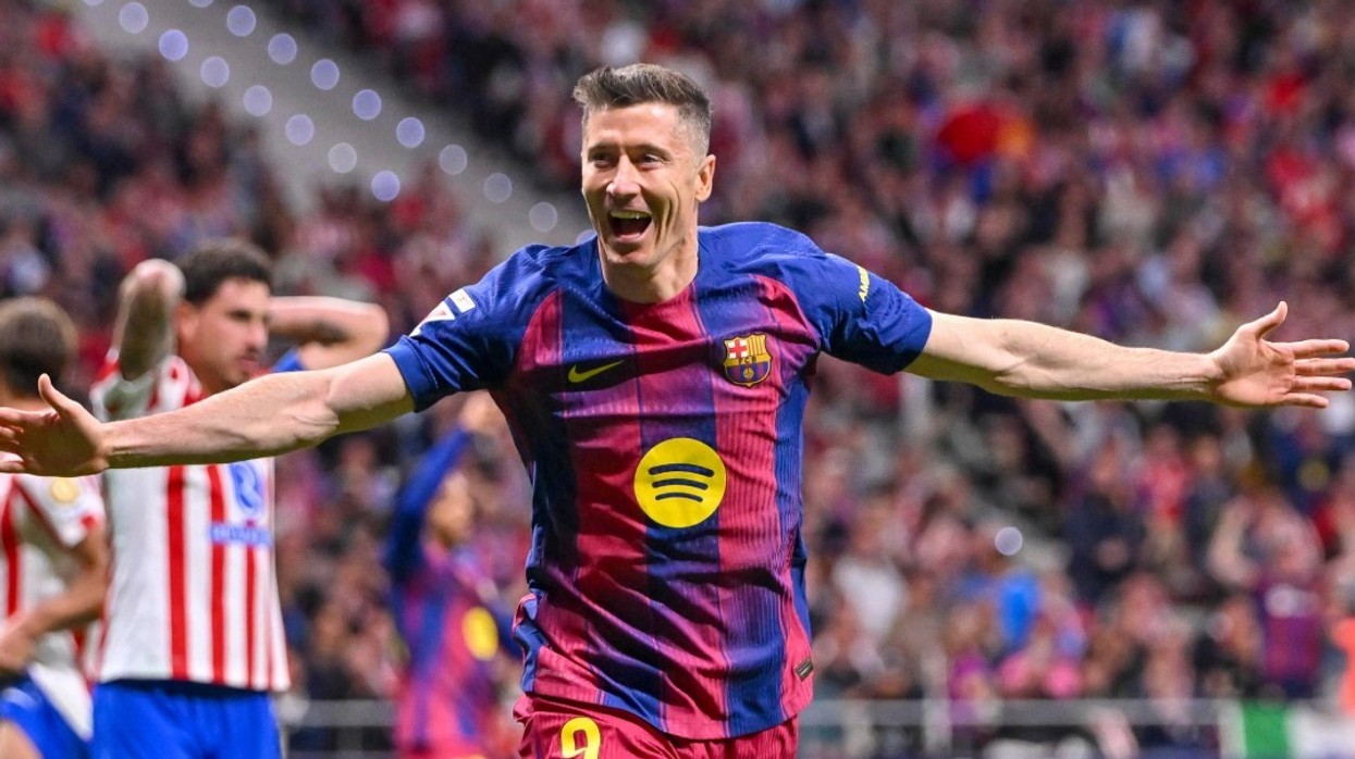 Lewandowski mes dy ofertave: Rinovim me Barcelonën apo transferim te gjiganti italian?
