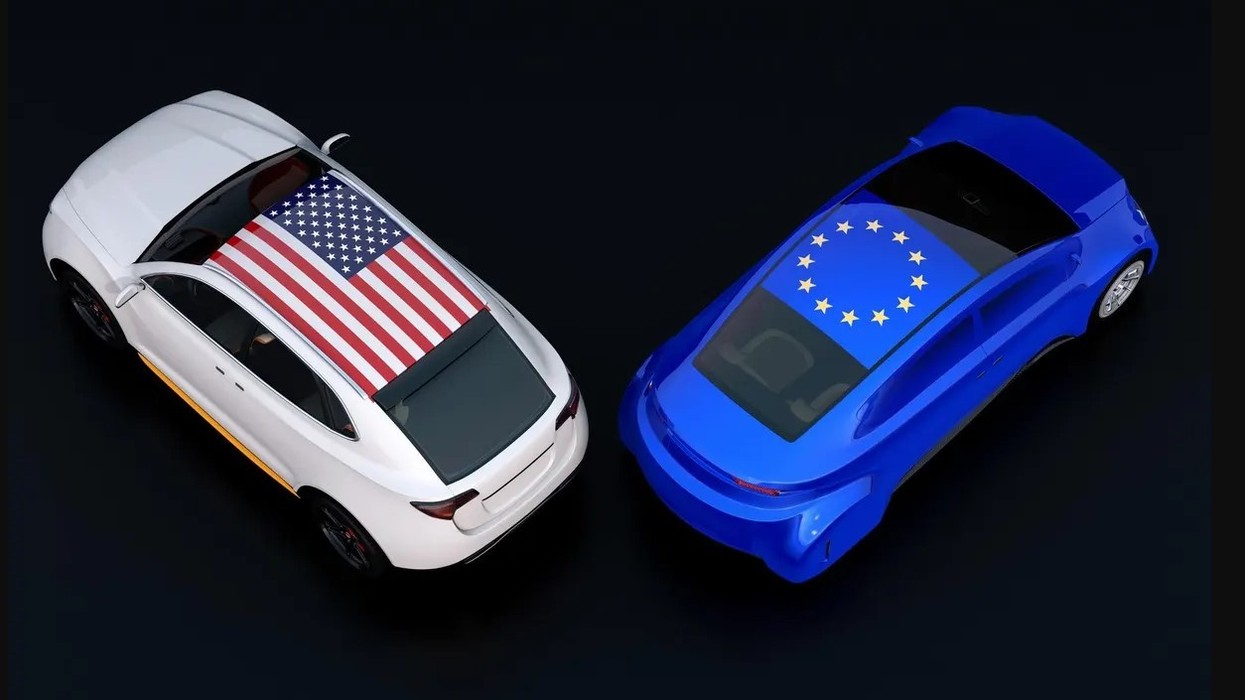 Trump rrit tarifat për automjetet e BE-së