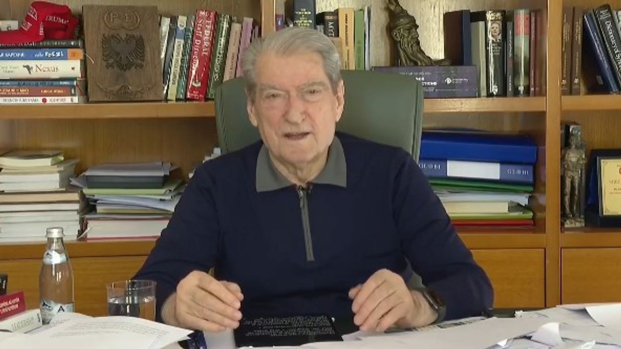 “Salianji e shiti veten në burg”, Berisha i vetëm në garë pas përjashtimit të kandidaturave të tjera: Tradhtarët e partisë s’mund të marrin pjesë