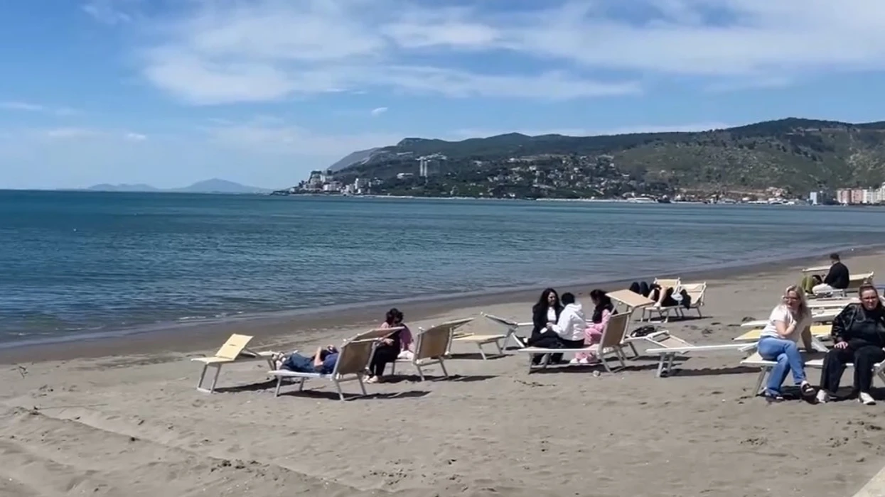 Vizitorë të shumtë nga Kosova në bregdetin e Shëngjinit