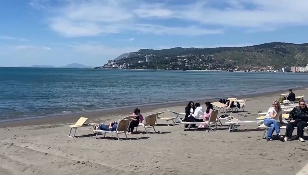 Vizitorë të shumtë nga Kosova në bregdetin e Shëngjinit