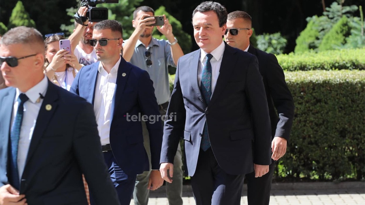 Kurti udhëton në Armeni për Samitin e Komunitetit Politik Evropian