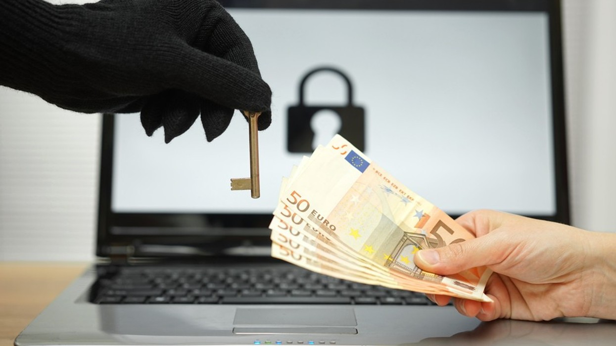 Mashtrimet online – Prokuroria jep detaje nga aksioni ku u sekuestruan mbi 48 mijë euro dhe vetura milionëshe