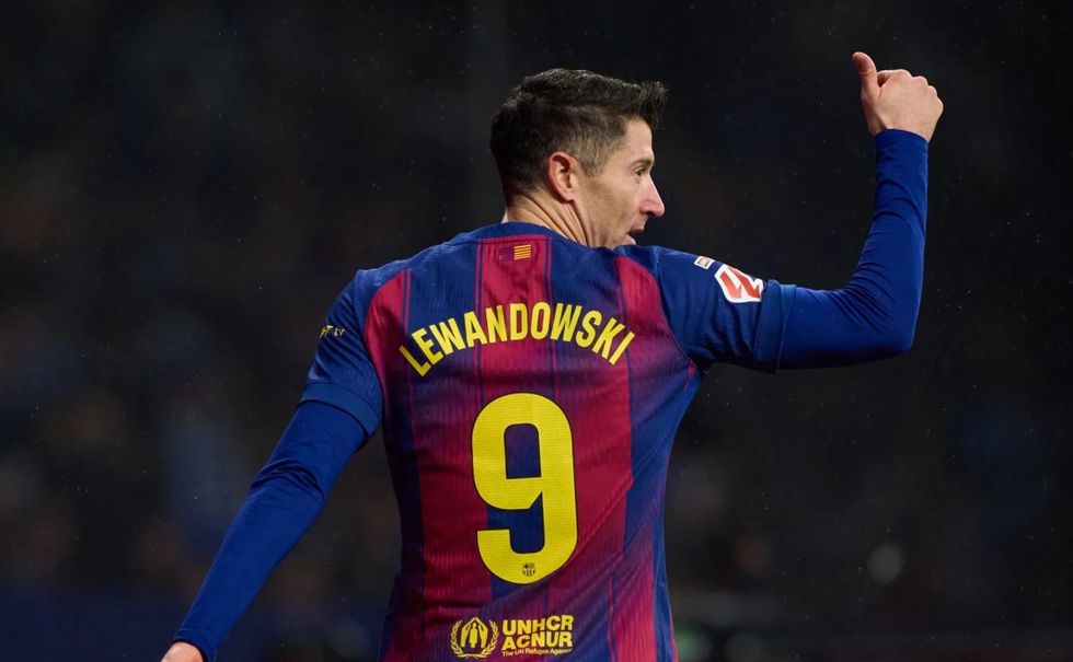 Legjenda e Liverpoolit: Robert Lewandowski do të ishte transferimi perfekt