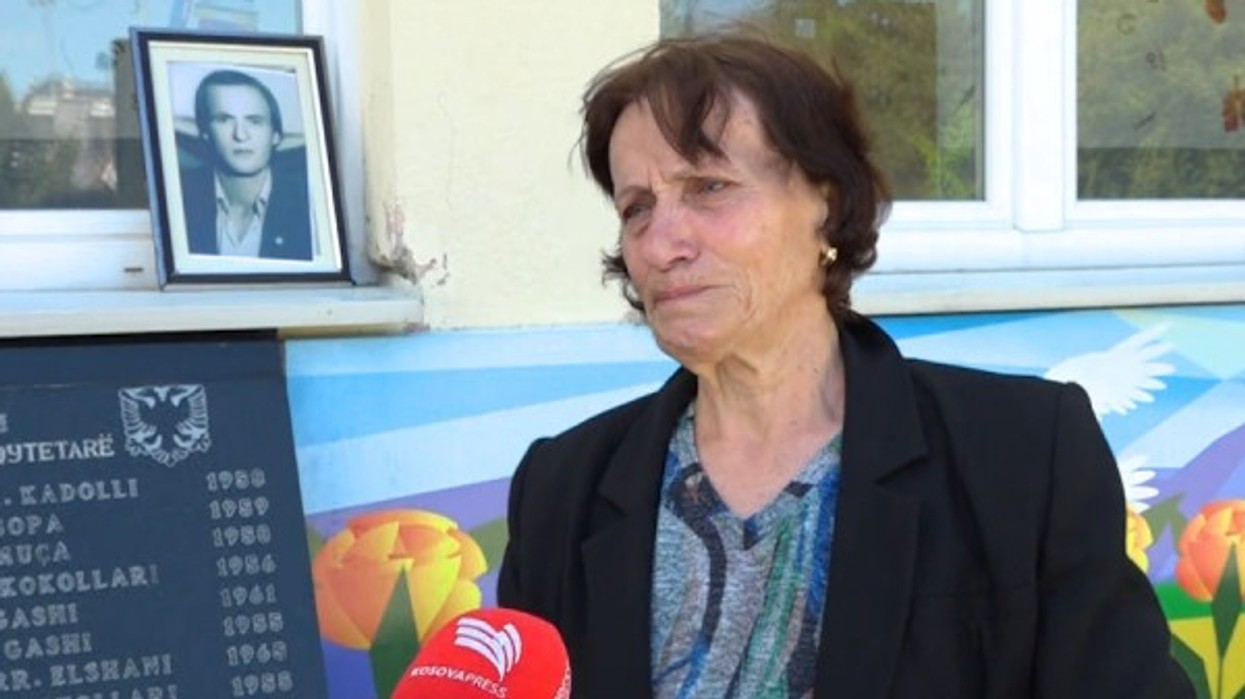 “Vrasje makabre e burrit”, rrëfehet mes lotësh e mbijetuara e masakrës së Bukoshit