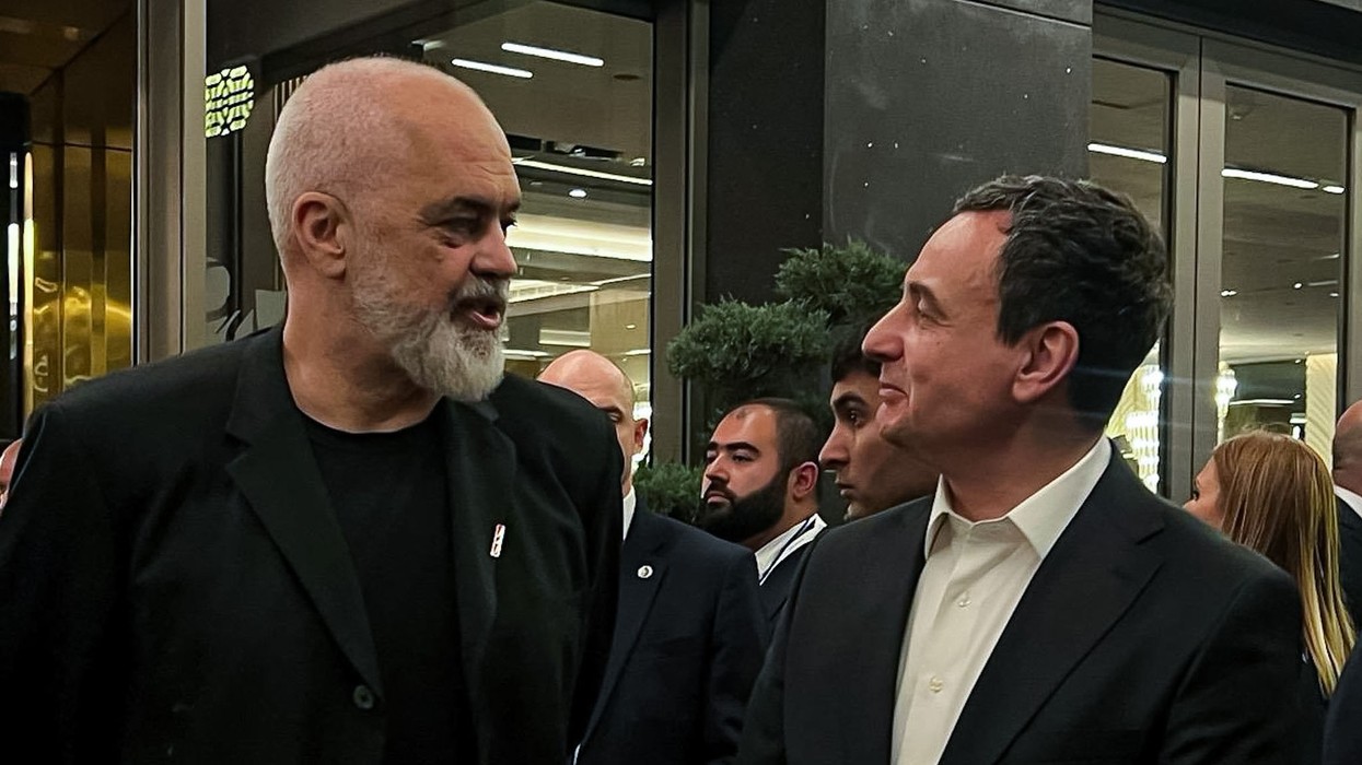 Kurti e Rama në disponim të mirë në Armeni