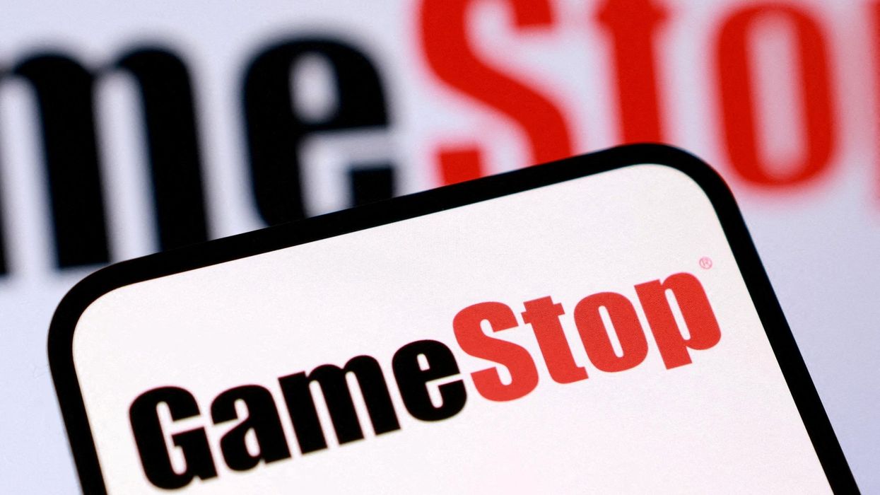 GameStop bën 'një ofertë të guximshme' prej 56 miliardë dollarësh për eBay, duke shpresuar të konkurrojë me Amazon GameStop bën 'një ofertë të guximshme' prej 56 miliardë dollarësh për eBay, duke shpresuar të konkurrojë me Amazon