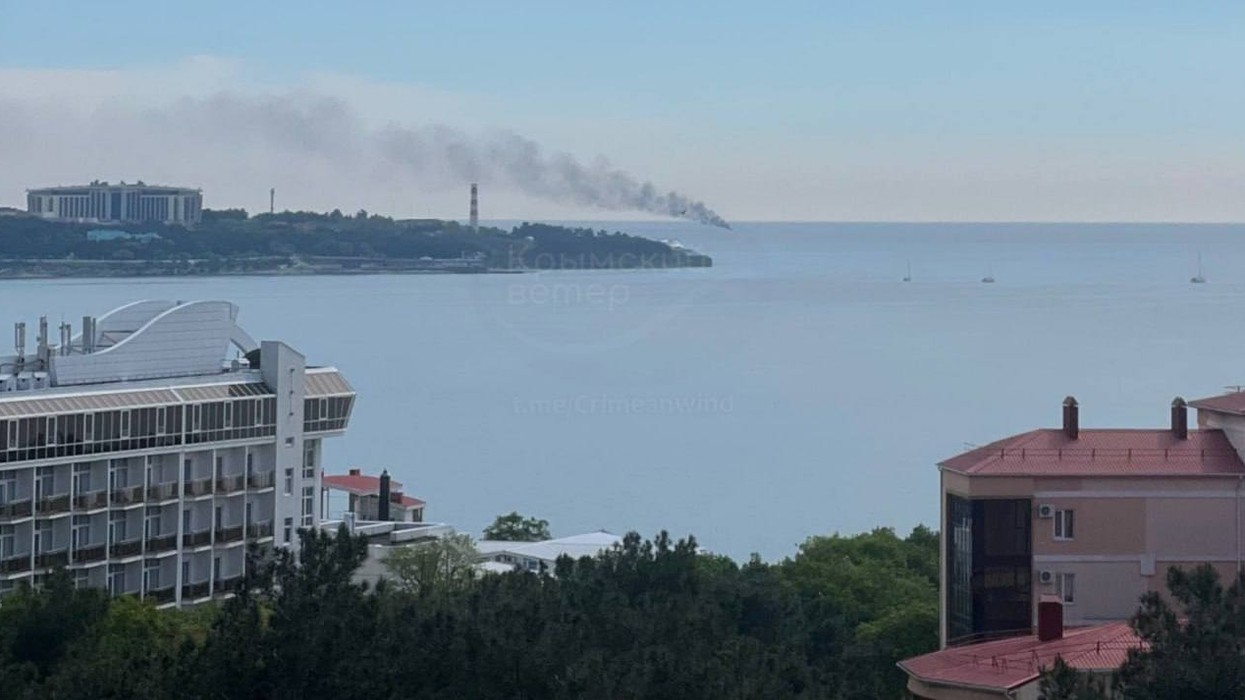Zjarr pranë rezidencës së Putinit