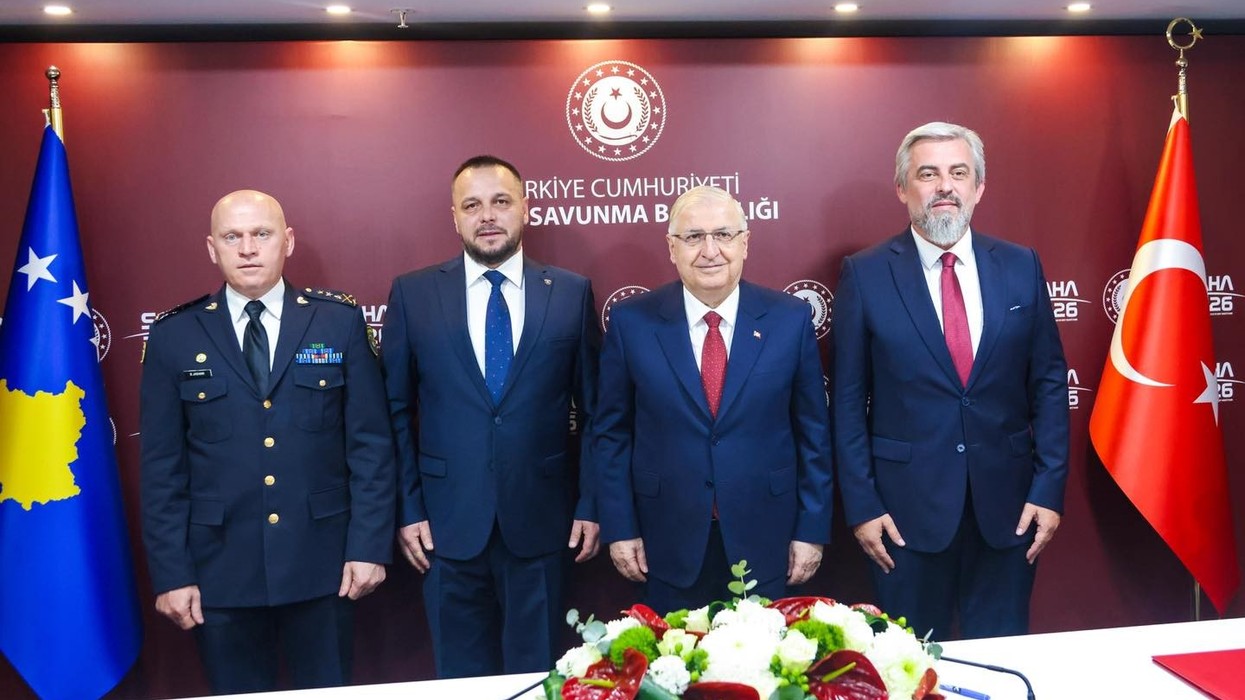 Kosova dhe Turqia nënshkruajnë marrëveshje ushtarake, rreth 4 milionë euro për FSK-në
