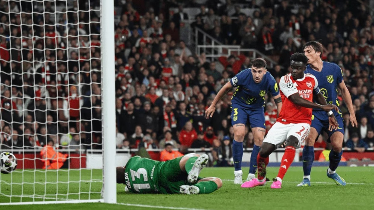 “UEFA duhej ta ndalte ndeshjen”, legjenda holandeze me kritika për duelin Arsenal-Atletico Madrid