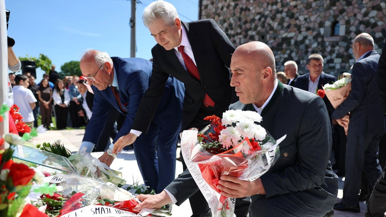 Haradinaj në përvjetorin e vëllait, Luanit: Krenaria për sakrificën dhe heroizmin e tij mbizotëron mbi dhimbjen