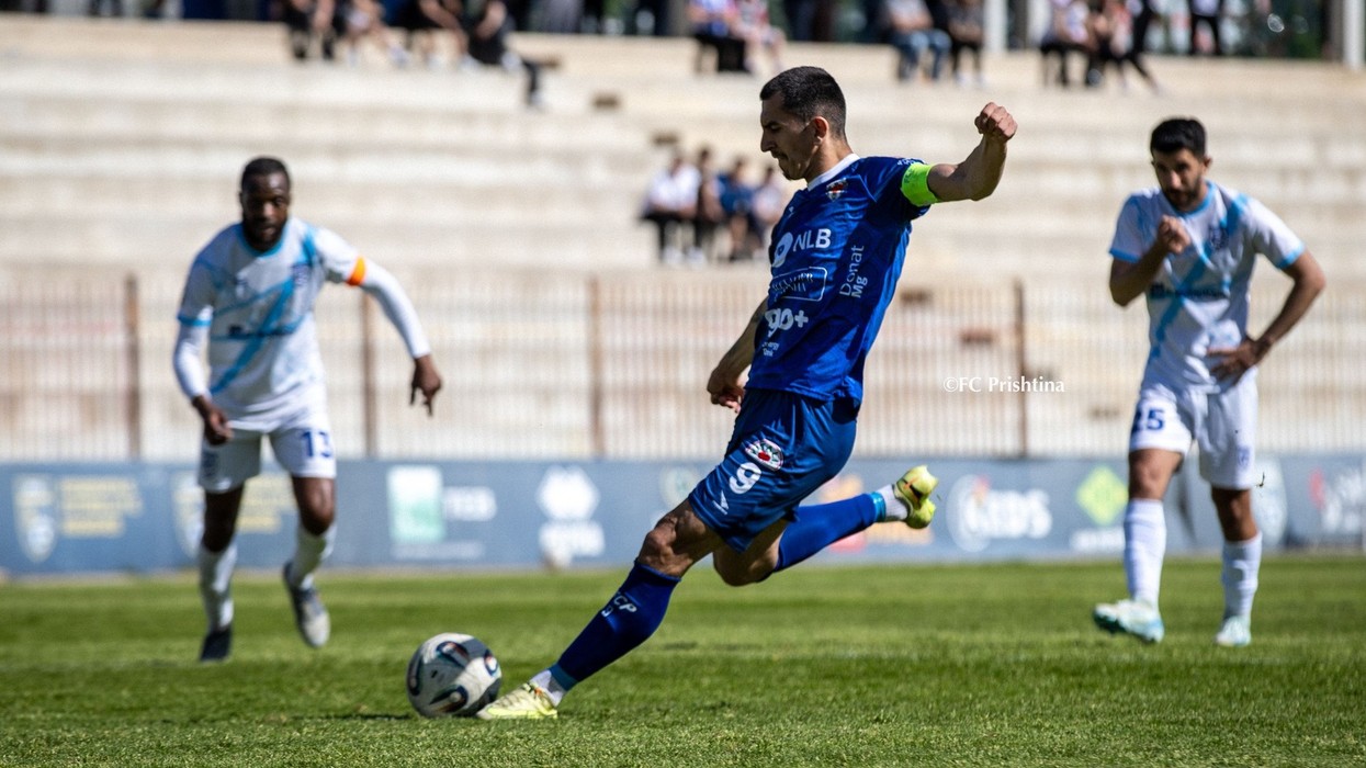 Prishtina e Re turpëron Prishtinën, rikthehet nga 0-2 dhe fiton 3-2