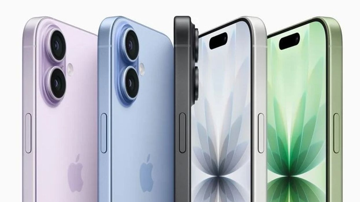 iPhone 17 është shitur më shumë se çdo telefon tjetër në botë deri më tani këtë vit iPhone 17 është shitur më shumë se çdo telefon tjetër në botë deri më tani këtë vit