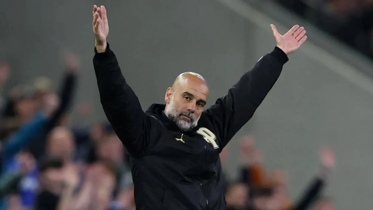 Trajneri i njohur po pret një telefonatë nga Man City nëse Guardiola vendos të largohet