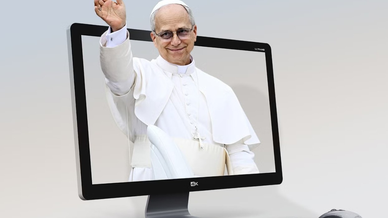 Papa nuk kaloi një kontroll sigurie bankare - thjesht nuk i besuan