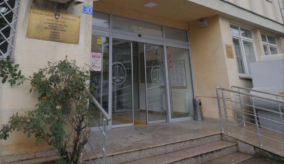 Refuzohet paraburgimi për pesë të arrestuarit në rastin e Agjencisë Kadastrale