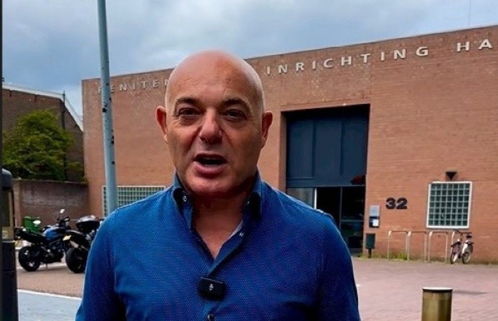 Blendi Fevziu publikon përgjigjet e patransmetuara të Thaçit në Hagë