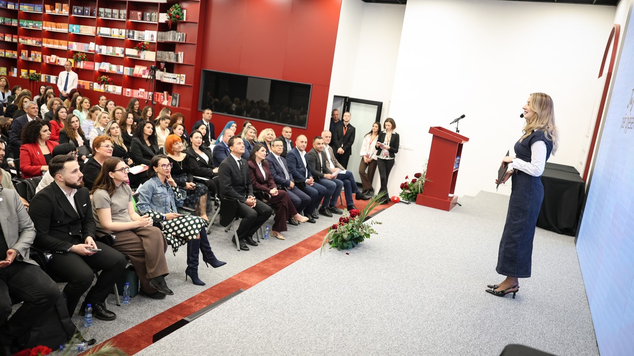 Qendra e zhvillimit “Agim Lluka” në Dukagjini Center - vendi i duhur për konferenca dhe evente biznesi
