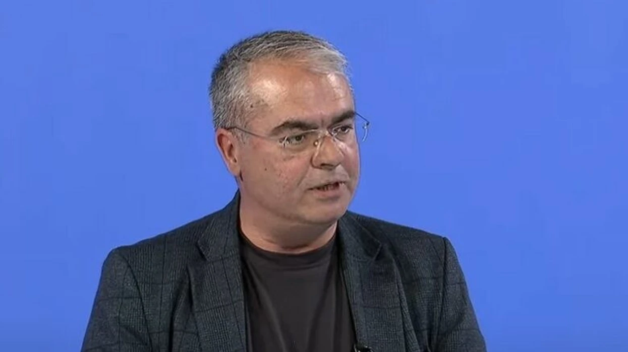 Fetoshi: Kërcënimi i “Brigadës së Veriut” ndaj Kurtit është komunikim strategjik për destabilizim para 7 qershorit