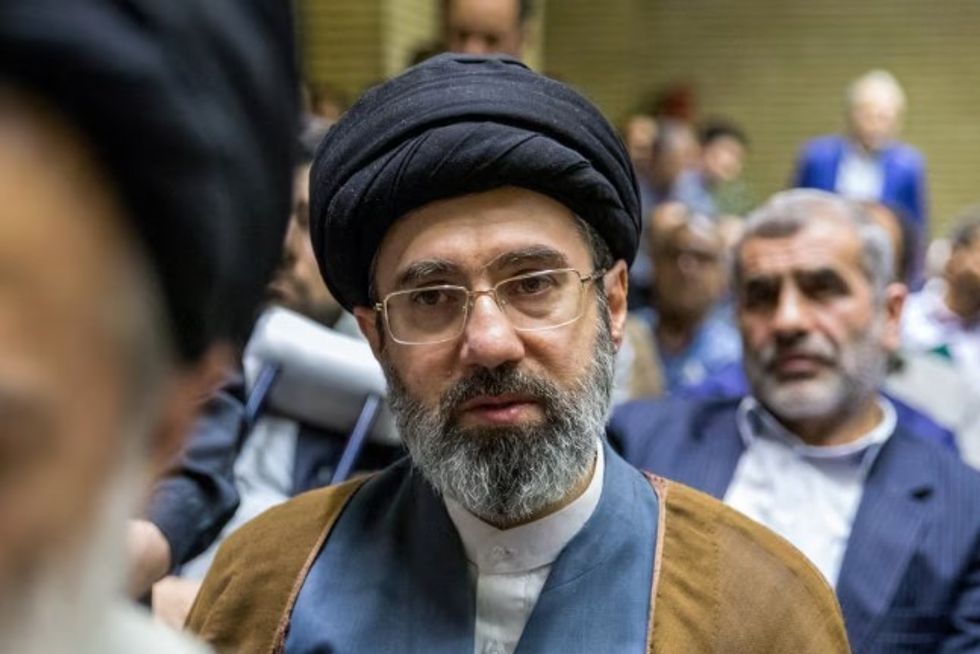 CIA: Khamenei i plagosur jashtë syrit të publikut, por ende duke formësuar strategjinë