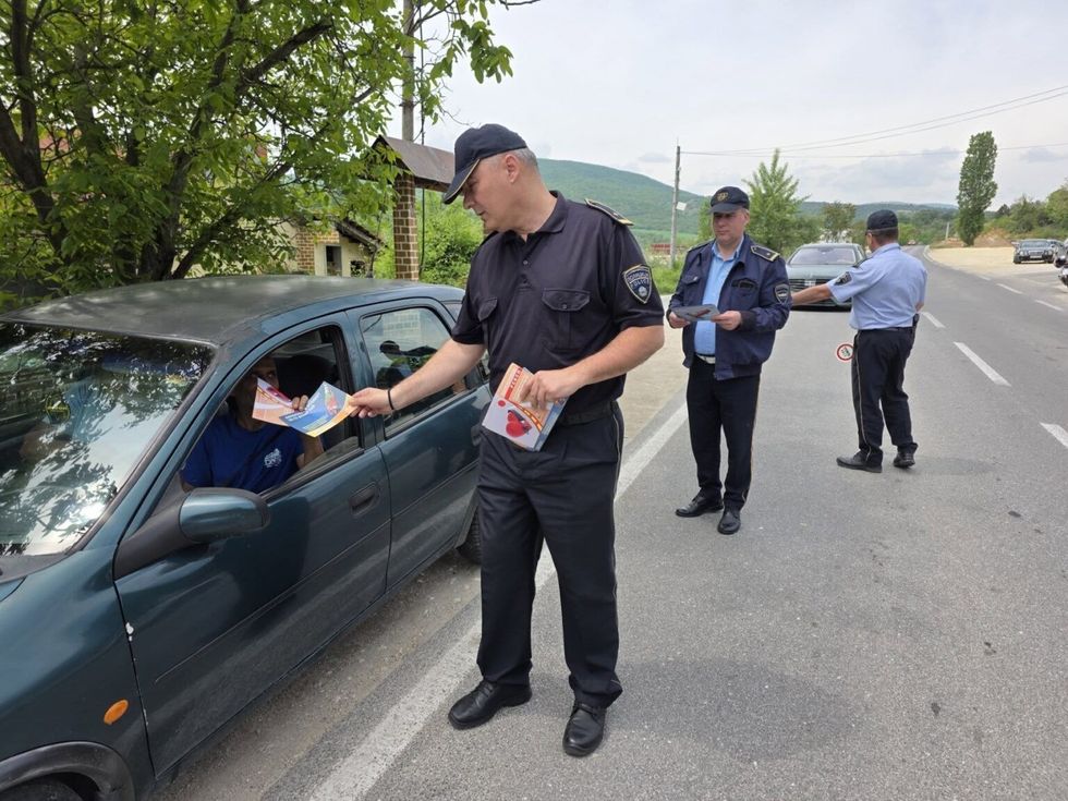 MPB ka shpërndarë fletushka edukative me këshilla praktike për komunikacion të sigurt