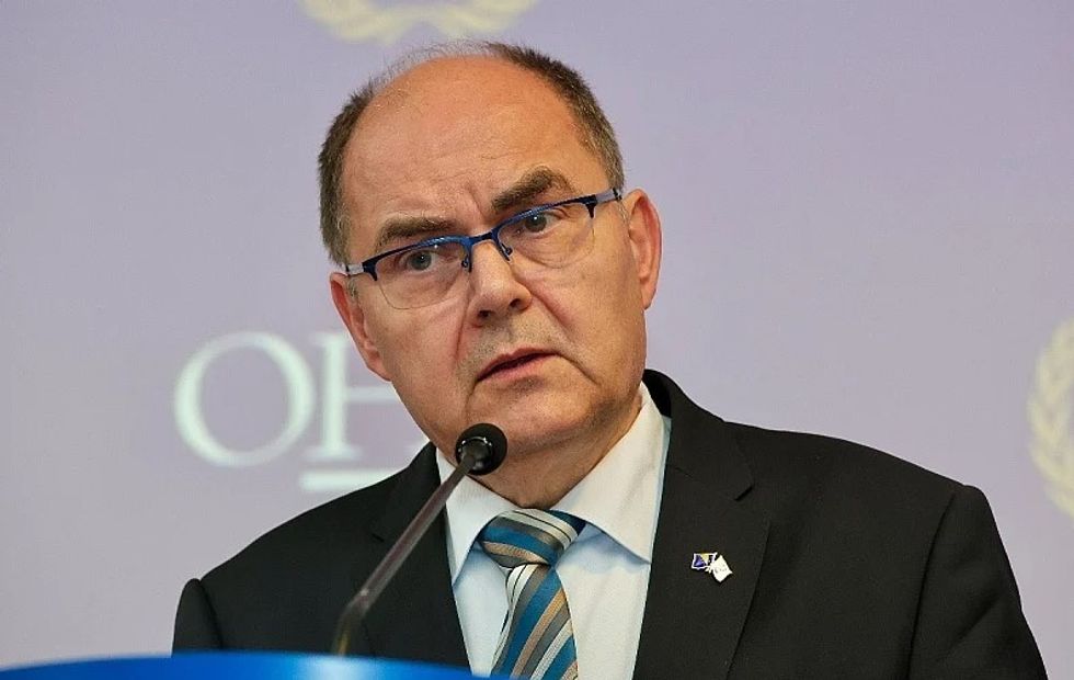 Christian Schmidt jep dorëheqjen nga posti i Përfaqësuesit të Lartë në BeH