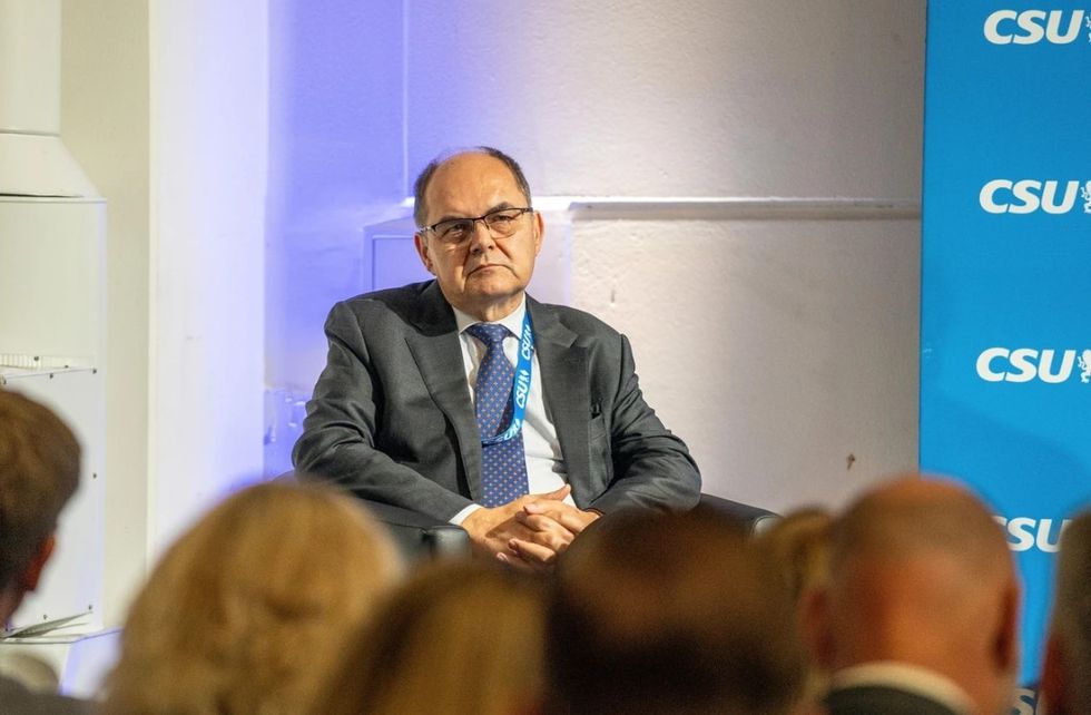 Pse Christian Schmidt do të duhet të largohet nga Bosnja?