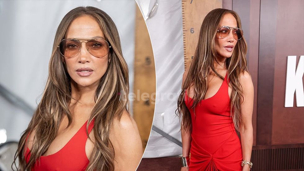 Jennifer Lopez mahnit me fustanin e kuq në eventin special të Netflix