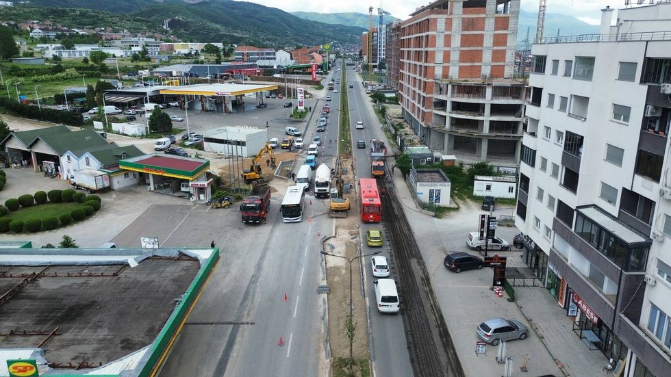 Rreth rrotullimi që “shkurton” pritjet, punime në Dardani për qarkullim më funksional