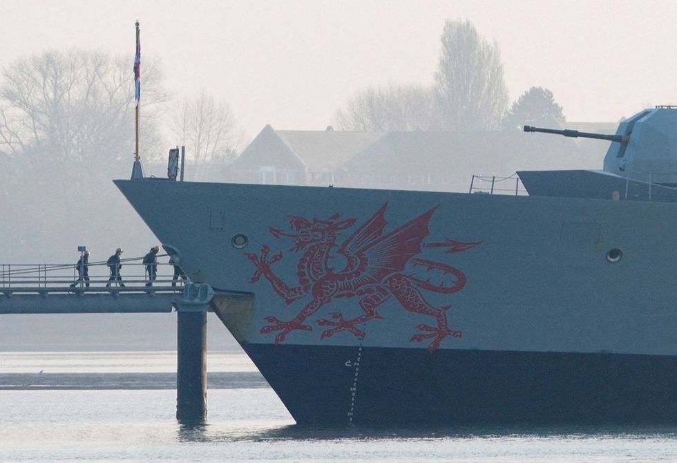 Britania dërgon dronë, aeroplanë dhe një anije luftarake në Ngushticën e Hormuzit