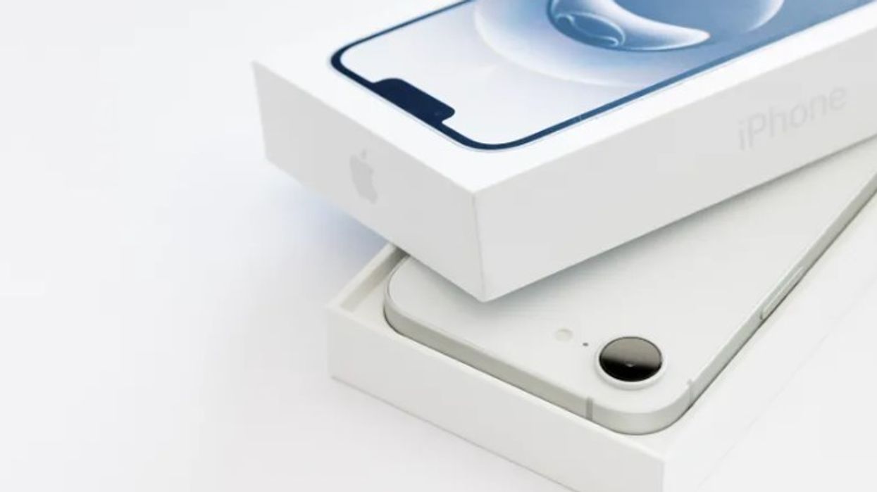 Ekziston një arsye pse kutitë e iPhone hapen me vështirësi Ekziston një arsye pse kutitë e iPhone hapen me vështirësi