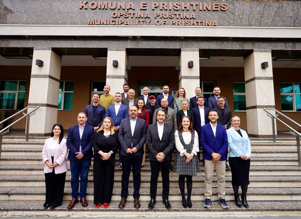 Marrëveshja me PDK-në, Rama publikon fotografinë e drejtorëve të rinj të komunës së Prishtinës