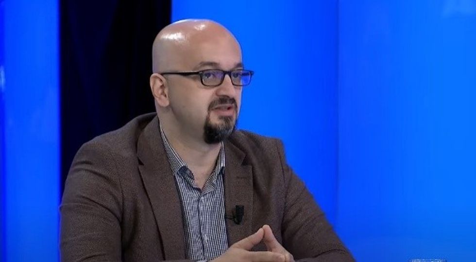 Shala: NSI-ja hoqi maskën civile, Jovana Radosavljeviq kaloi hapur te Lista Serbe