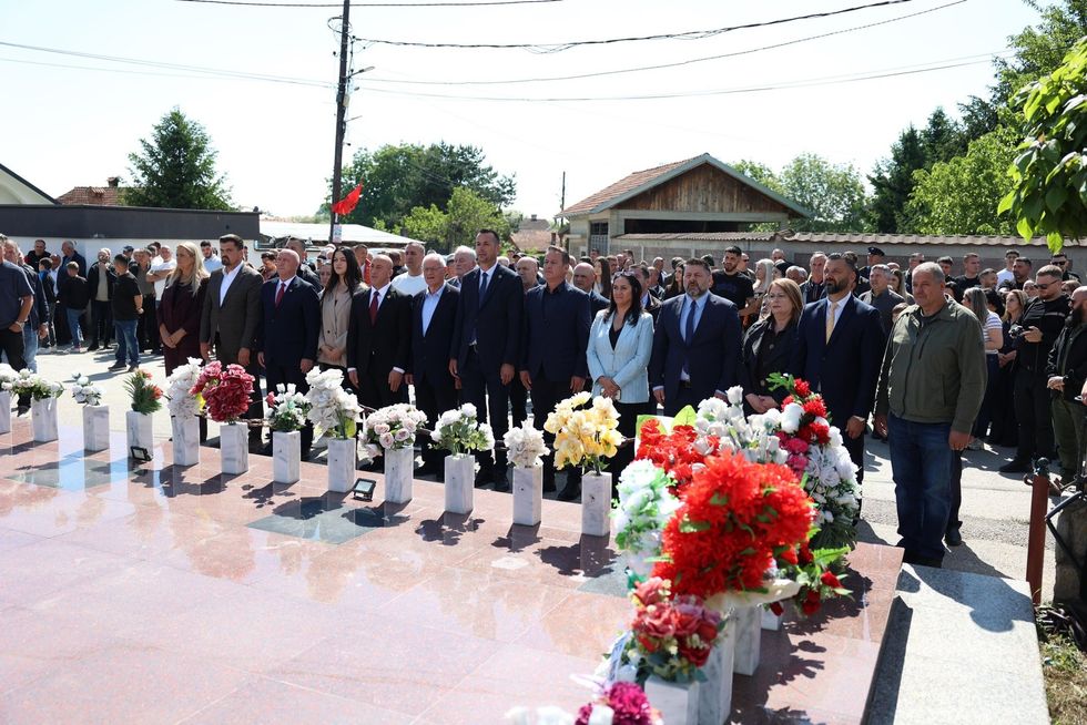 Haradinaj: Masakrat në Qyshk, Zahaq, Pavlan e Llabjan janë dëshmi e rrugës së rëndë që kaluam deri te liria