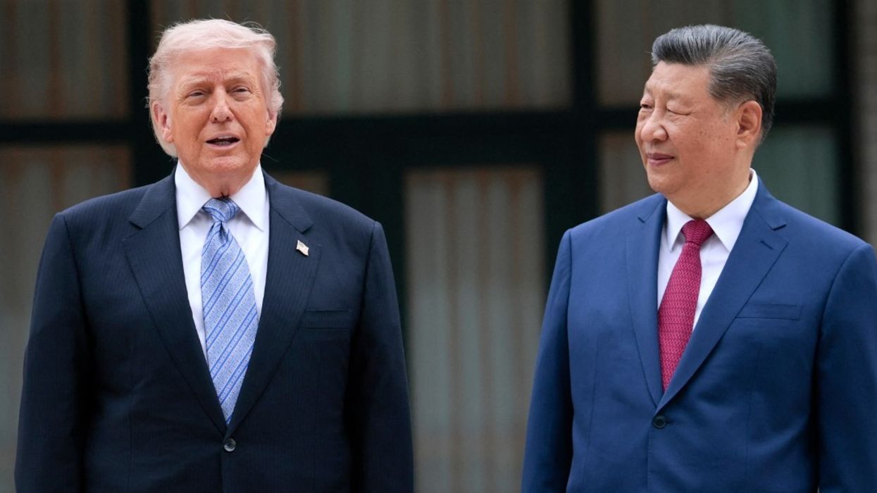 Trump përfundon vizitën në Kinë - marrëveshje tregtare dhe diskutime për Iranin Trump përfundon vizitën në Kinë - marrëveshje tregtare dhe diskutime për Iranin