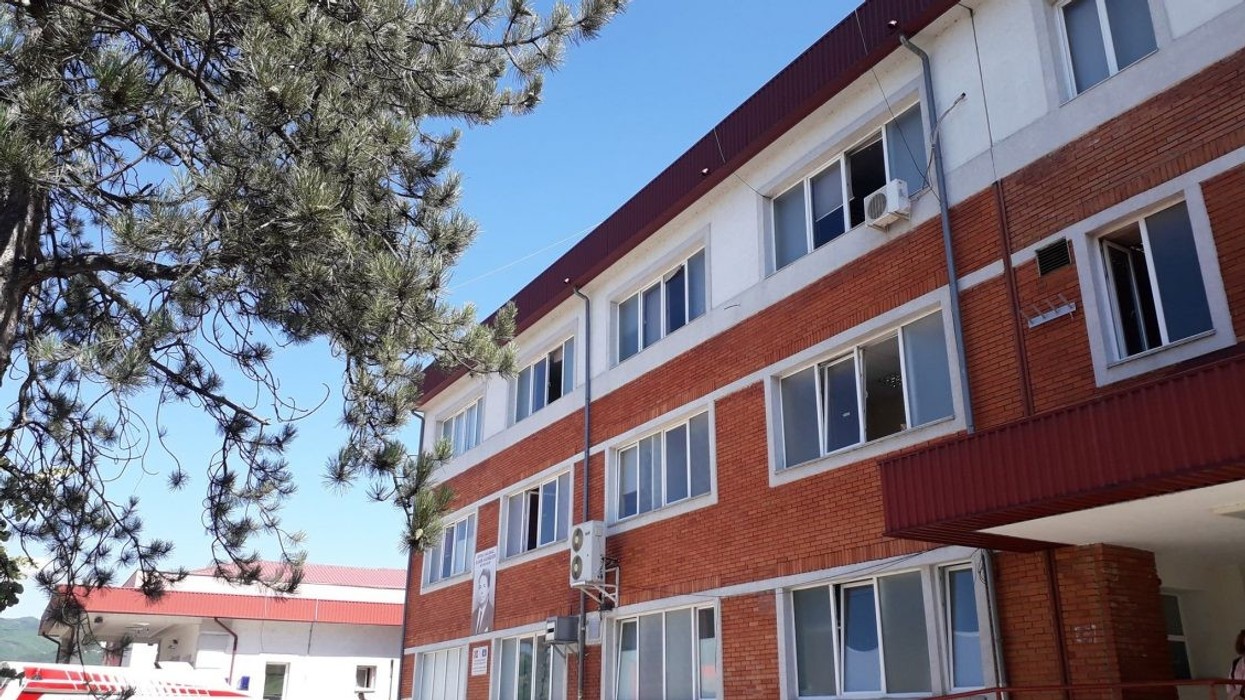 Pas sulmit fizik në Skenderaj, lirohet nga Spitali i Mitrovicës Hysni Mehani