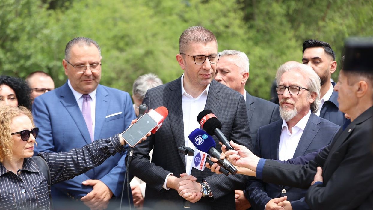 Mickoski: Opozita e pengon avancimin e agjendës reformuese përmes bllokimit të grupit punues për Kodin Zgjedhor Mickoski: Opozita e pengon avancimin e agjendës reformuese përmes bllokimit të grupit punues për Kodin Zgjedhor