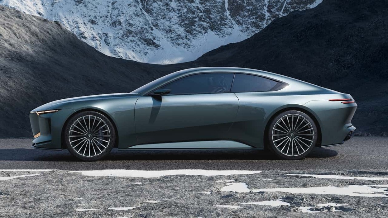 BMW Alpina prezanton veturën e parë
