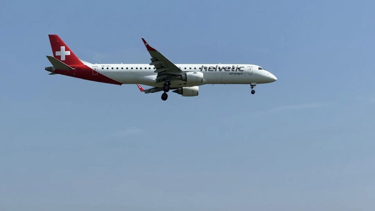 Ngjarje e jashtëzakonshme në qiellin e Zvicrës: Brenda 24 orëve, i njëjti aeroplan goditet dy herë nga rrufeja Ngjarje e jashtëzakonshme në qiellin e Zvicrës: Brenda 24 orëve, i njëjti aeroplan goditet dy herë nga rrufeja
