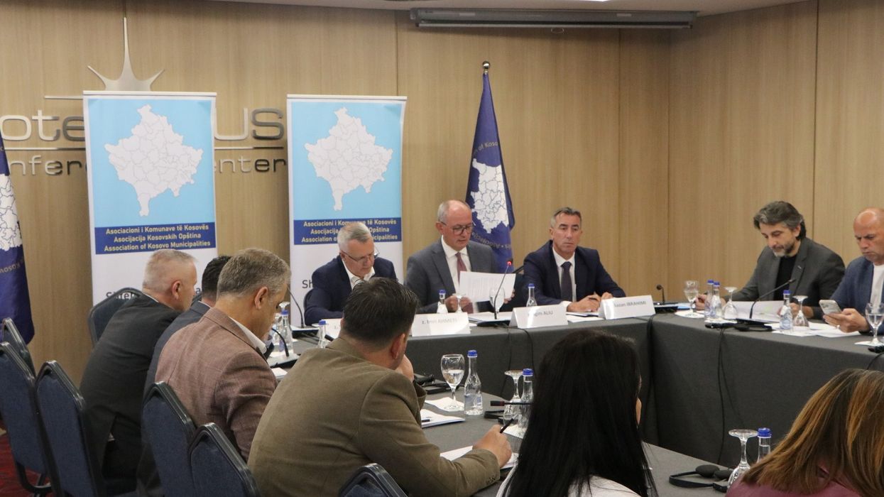 AKK: Për katër vjet komunave u janë marrë mbi 344 milionë euro përmes vendimeve gjyqësore dhe përmbarimeve AKK: Për katër vjet komunave u janë marrë mbi 344 milionë euro përmes vendimeve gjyqësore dhe përmbarimeve