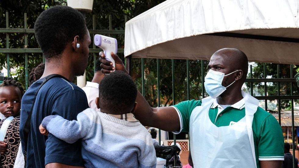 Shpërthimi i Ebolës është një emergjencë globale shëndetësore, thotë OBSH