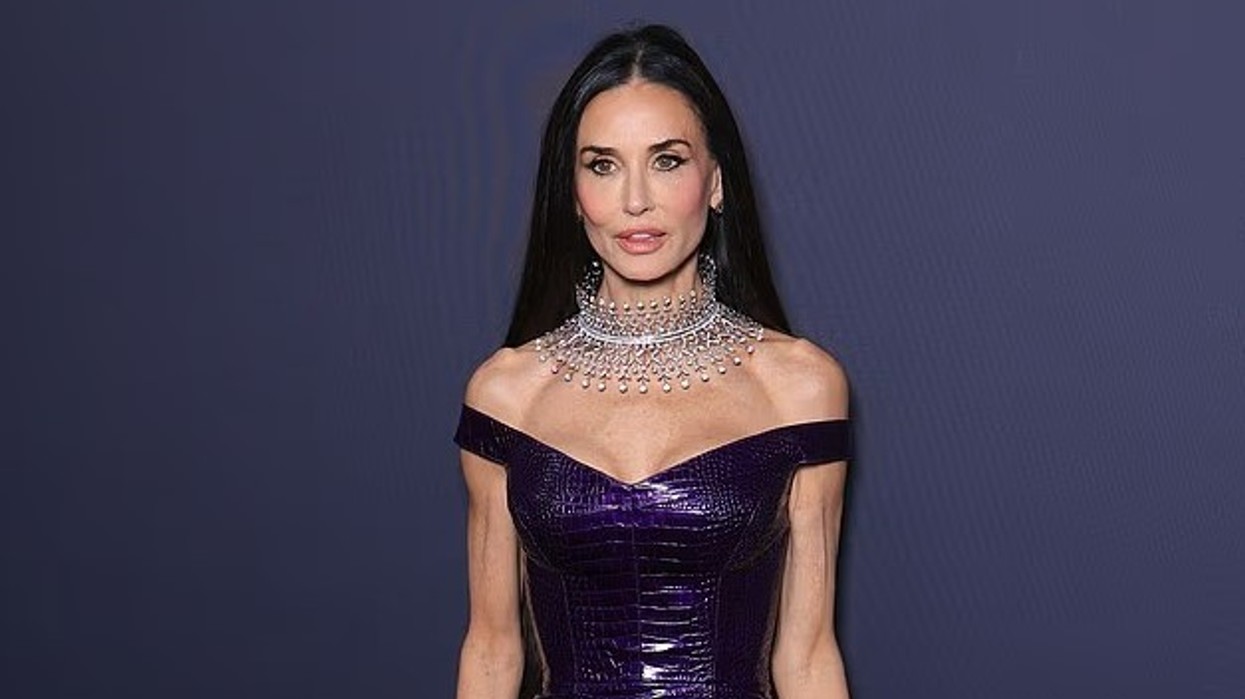 Demi Moore mahnit në Kanë me paraqitjen elegante në “Kering Women In Motion”