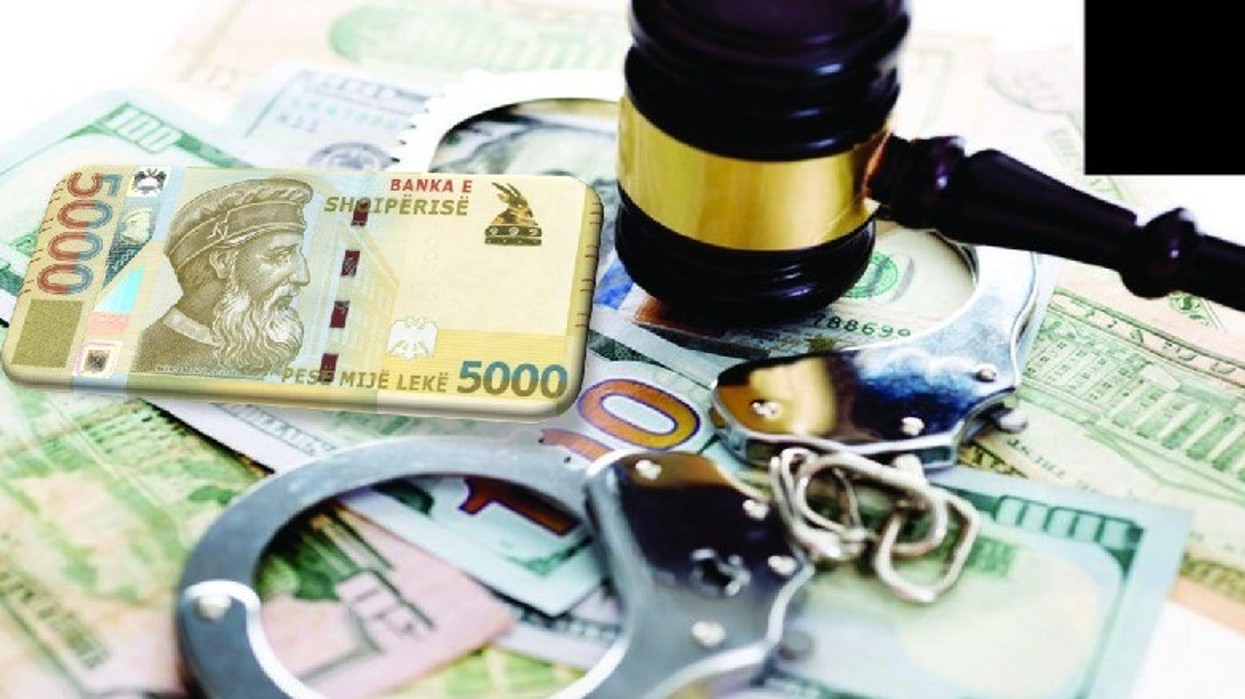 Si u pastruan paratë në Shqipëri në 2025: Nga 18-vjeçarja me vilë 1.5 milion euro, te zyrtari i përfshirë dhe blerjet online